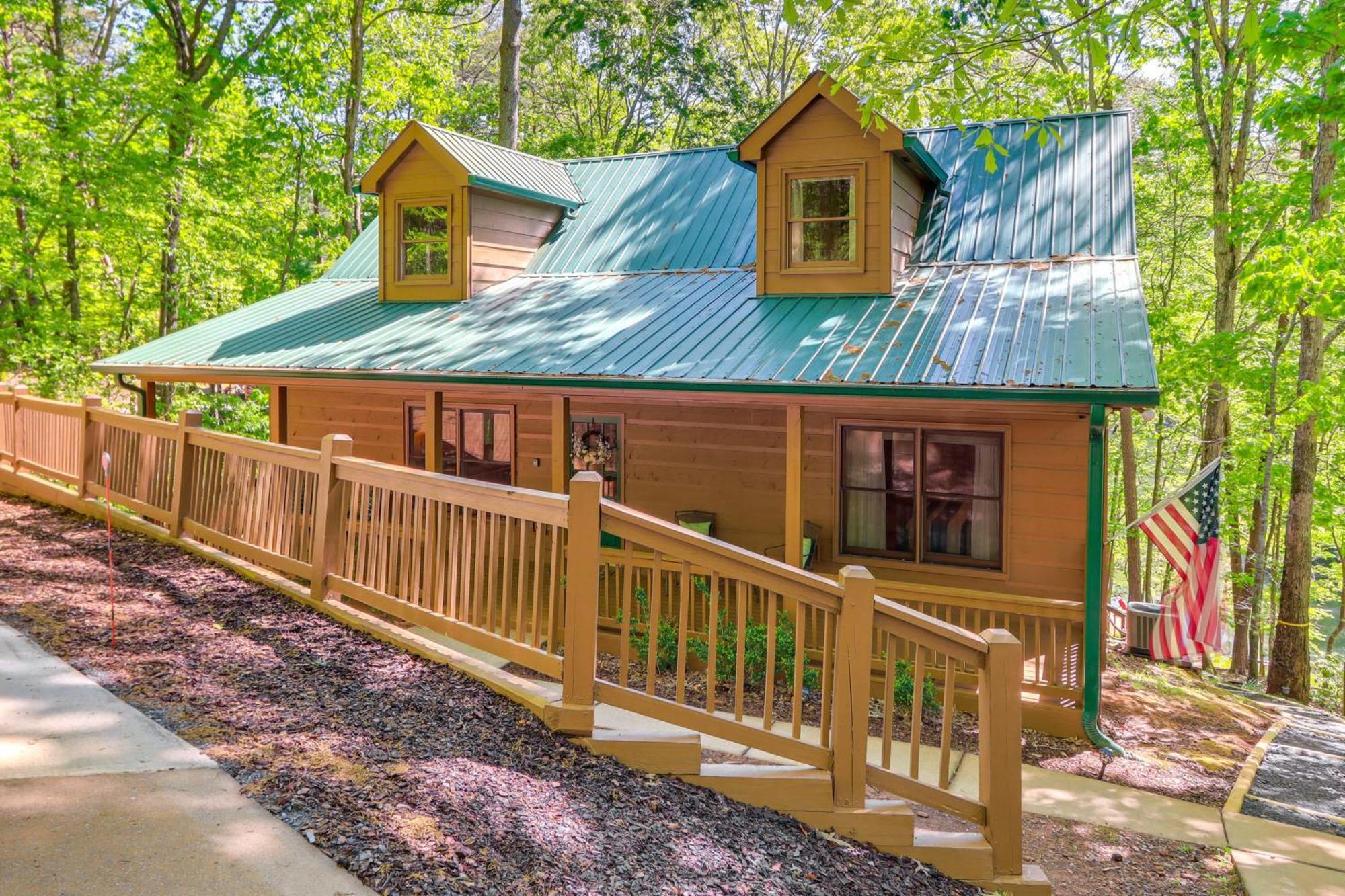 Lakeside Cabin Game Room, Dock, Orchard, Wineries Ellijay Exterior photo