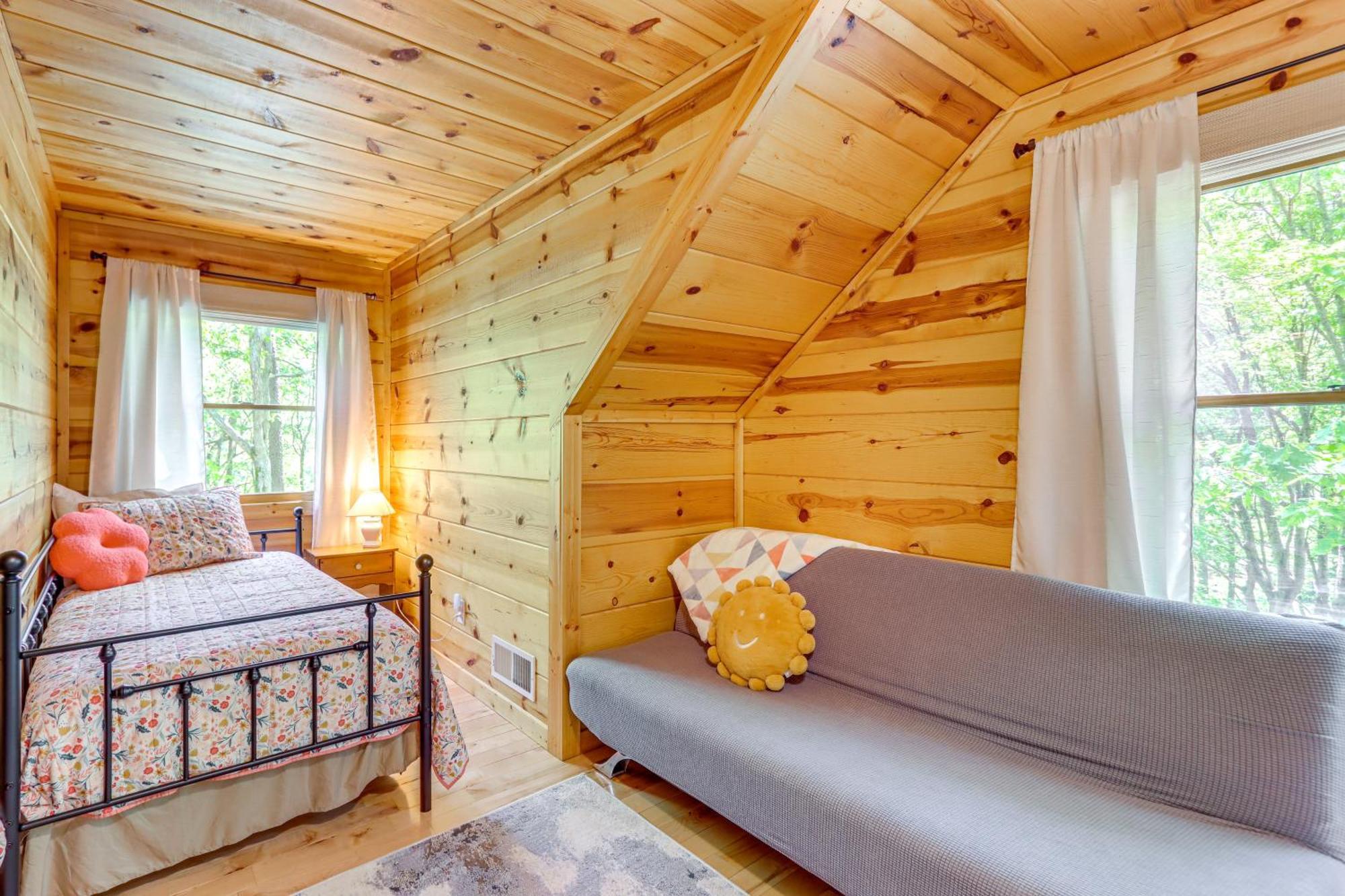 Lakeside Cabin Game Room, Dock, Orchard, Wineries Ellijay Exterior photo