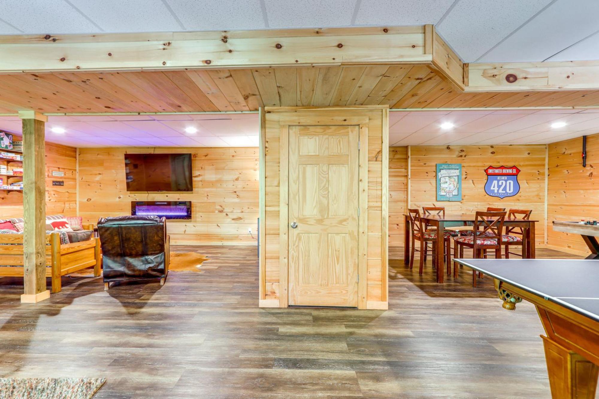 Lakeside Cabin Game Room, Dock, Orchard, Wineries Ellijay Exterior photo